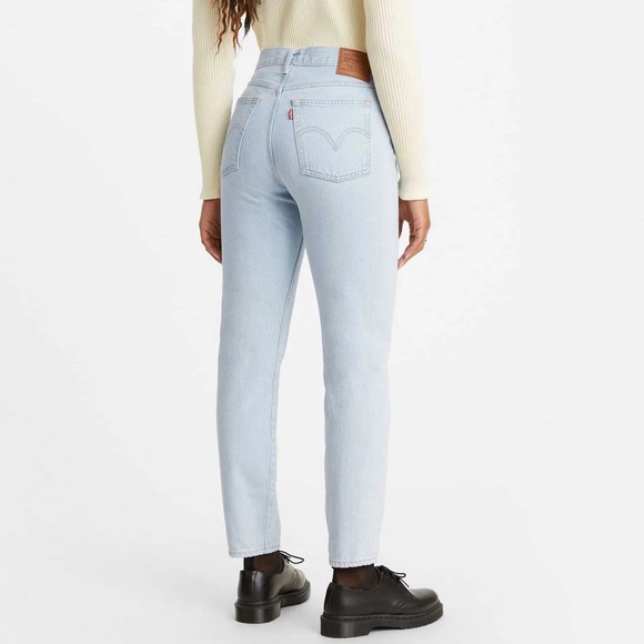 Levi's Womens Wedgie Icon Fit Light Wash denim - Picture 9 of 9